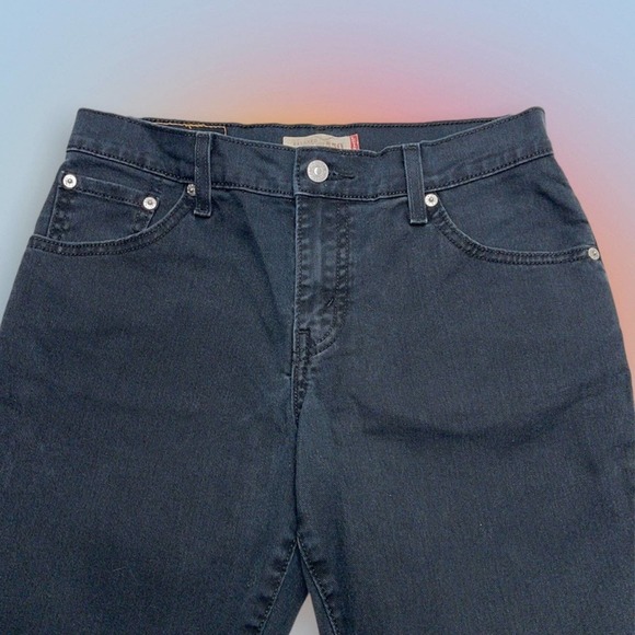 LEVI’s 550 Women’s 6 Black Relaxed Bootcut Jeans - Picture 1 of 4